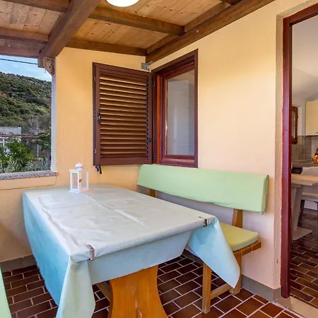 Daire Lovely In Rab With Kitchen *