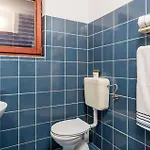Apartmán 2 Bedroom Beautiful In Rab
